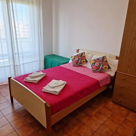Apartment Domus Divi - Eur Torrino Rome