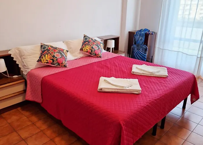 Domus Divi - Eur Torrino 公寓